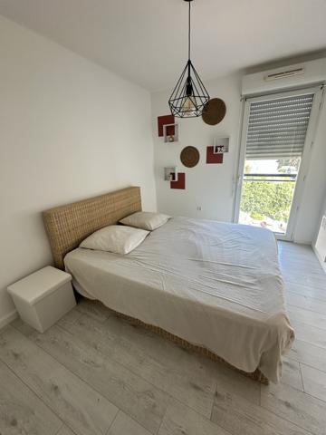 T2 / BAIL MEUBLÉ ETUDIANT 9 mois / 50m² + terrasse