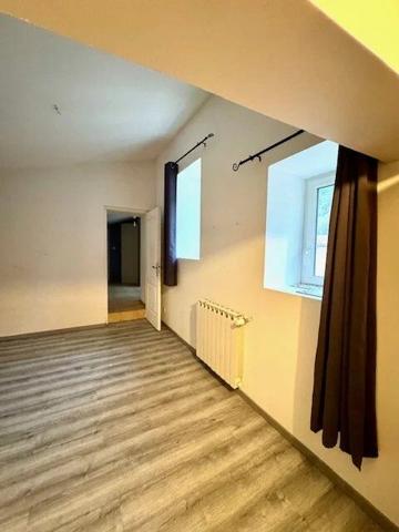 Vente Appartement 6 pièces 117 m2 à Lodève