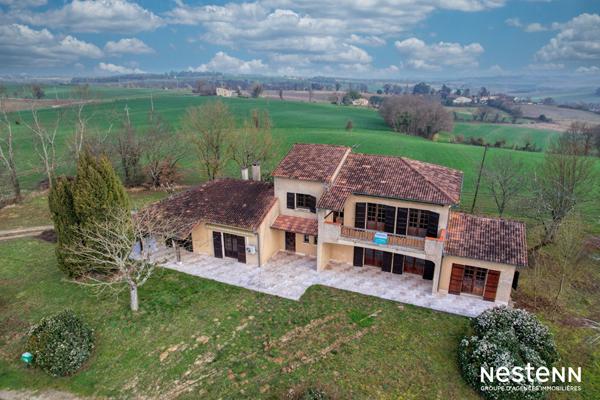 A Vendre Maison de 245 m² et sous-sol de 182 m² sur 2,3 hectares aux portes de Condom