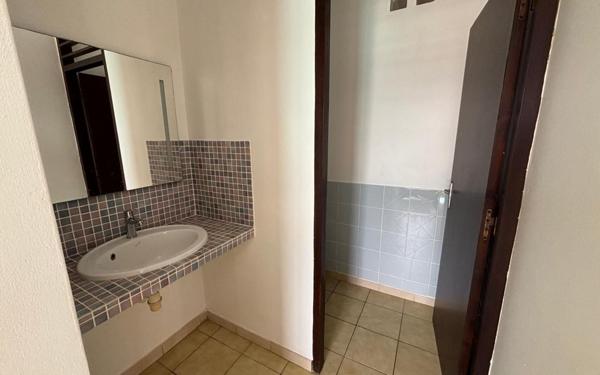 Maison à louer    5 pièces • 181,88 m2 Cayenne