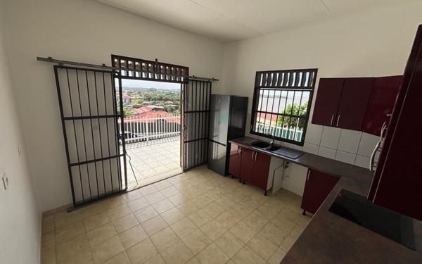 Maison à louer    5 pièces • 181,88 m2 Cayenne