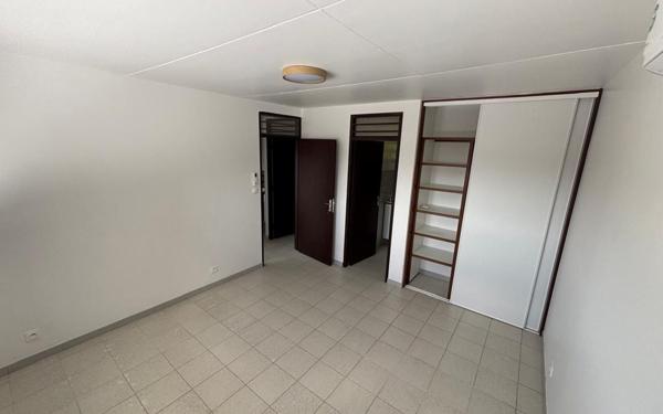 Maison à louer    5 pièces • 181,88 m2 Cayenne