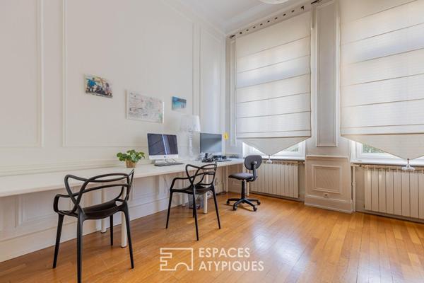 Élégante maison de maître avec piscine dans un quartier bourgeois