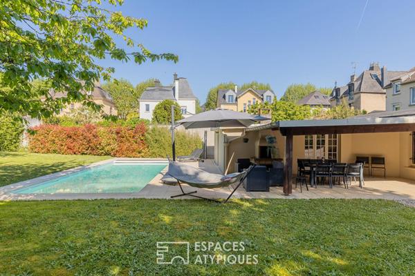 Élégante maison de maître avec piscine dans un quartier bourgeois