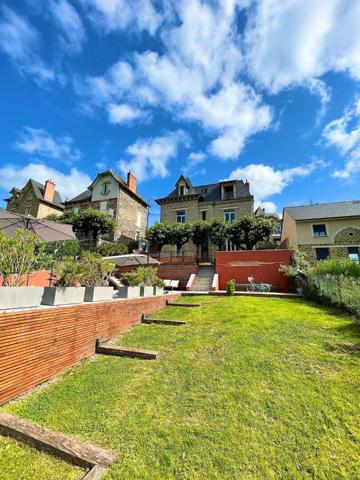 Maison 7 pièces 182.63 m2