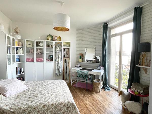 Maison 7 pièces 182.63 m2