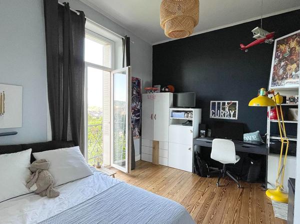 Maison 7 pièces 182.63 m2