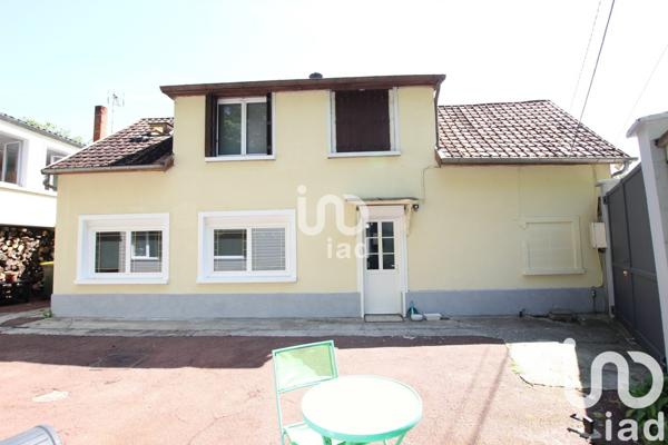 Maison 5 pièces de 135 m² à Boves (80440)