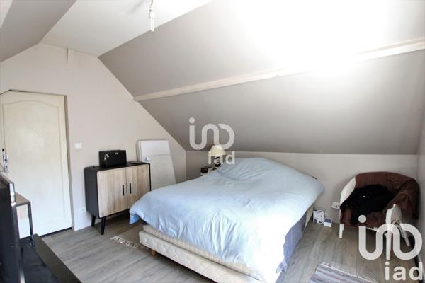 Maison 5 pièces de 135 m² à Boves (80440)