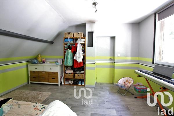 Maison 5 pièces de 135 m² à Boves (80440)