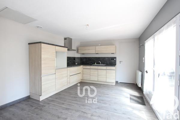 Maison 5 pièces de 135 m² à Boves (80440)