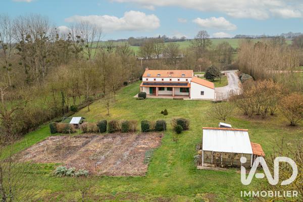 Maison à vendre 9 pièces 191 m² Montrevault-sur-Èvre