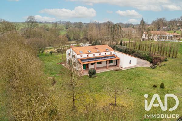 Maison à vendre 9 pièces 191 m² Montrevault-sur-Èvre