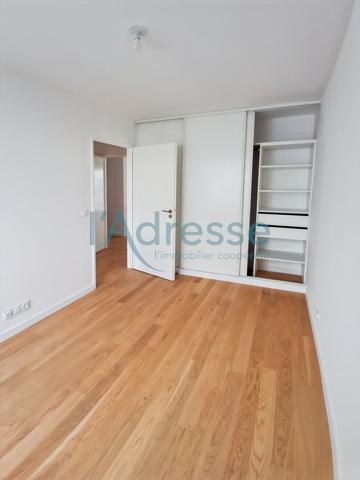 Appartement Suresnes 4 pièce(s) 83 m2