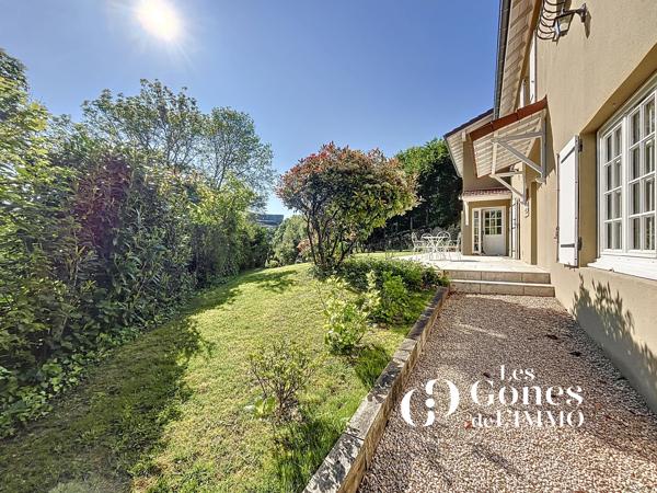 Maison 6 pièce(s) 4 chambre(s) 175 m²
