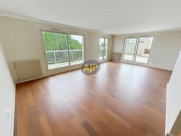 Vente appartement Bordeaux : 650 000 € - AJP Immobilier Mérignac
