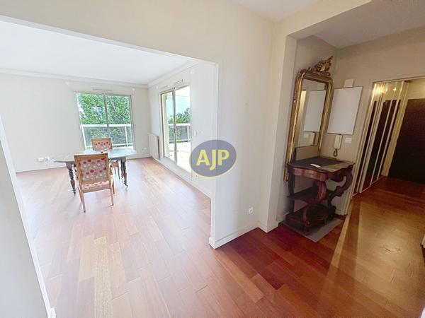 Vente appartement Bordeaux : 650 000 € - AJP Immobilier Mérignac