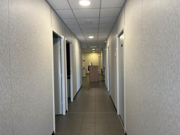 BUREAUX A VENDRE - NEUILLY EN THELLE