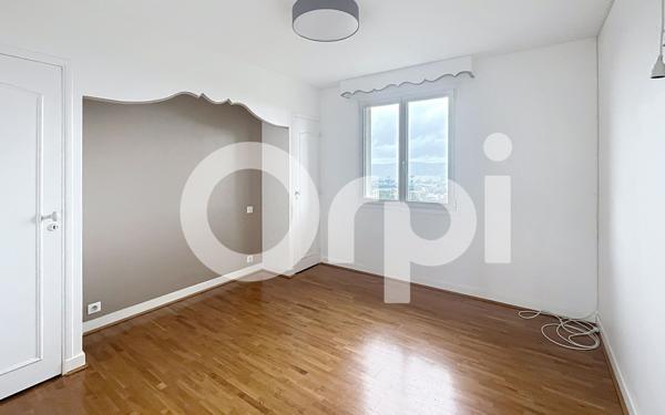 Maison à louer    5 pièces • 194,16 m2 Brive-la-Gaillarde