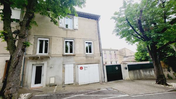 MAISON 2 CHAMBRES AVEC GARAGE A PEZENS