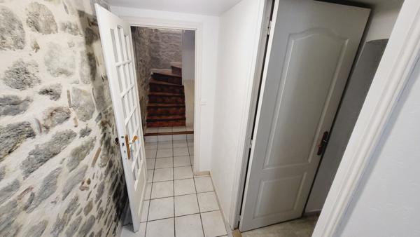 MAISON 2 CHAMBRES AVEC GARAGE A PEZENS