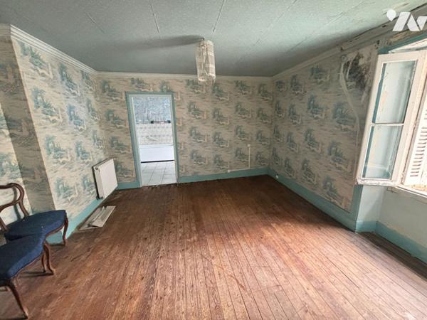 À Vendre - Exclusivité Notaire : Maison Ancienne à Rénover aux Verchers-sur-Layon