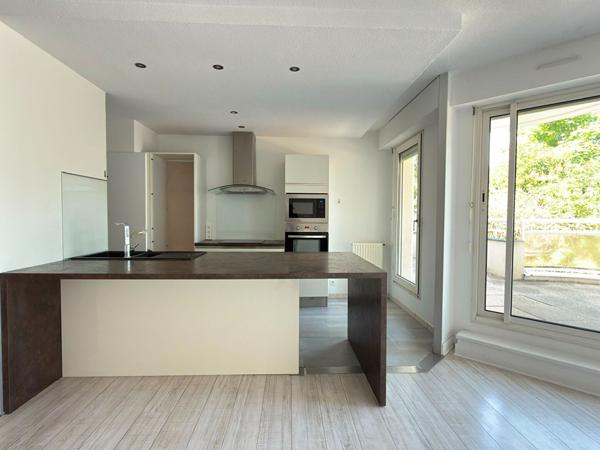 Appartement avec terrasse Bordeaux Caudéran 2 pièce(s) 58.05 m2 , Bordeaux