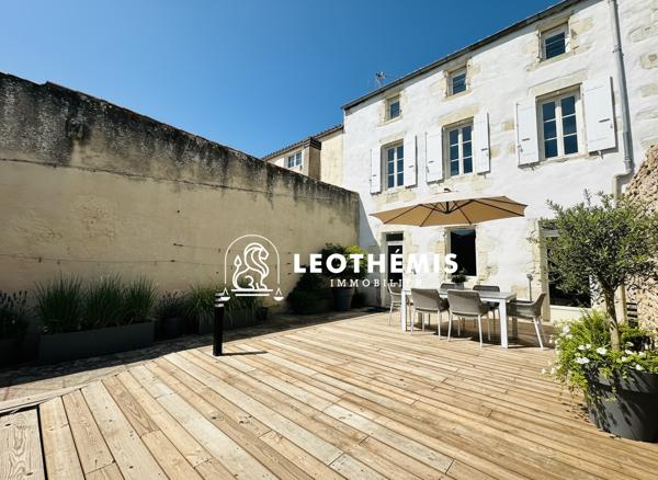 MAISON HISTORIQUE EN CENTRE-VILLE