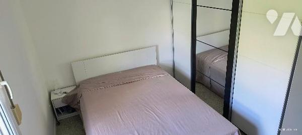 Appartement T2 impeccable, lumineux, bien agencé avec un grand balcon, au calme.