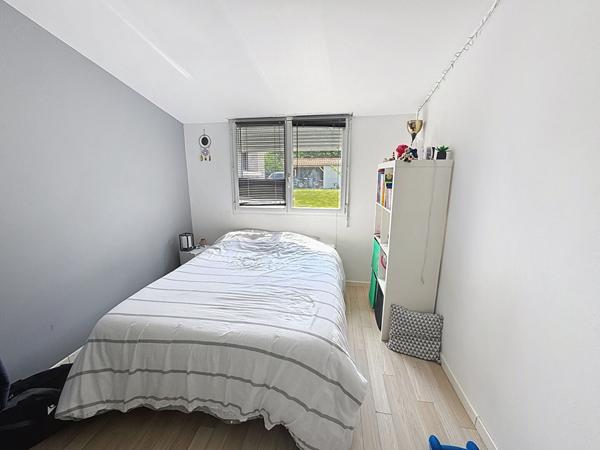 ST SEBASTIEN SUR LOIRE - Maison 4 chambres, de plain pied, jardin, garage et piscine - transports et commerces