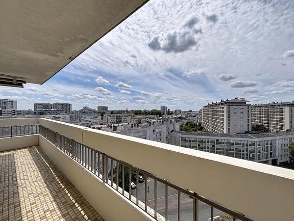 BD SAINT MICHEL - T4 NON MEUBLE - DISPONIBLE DE SUITE
