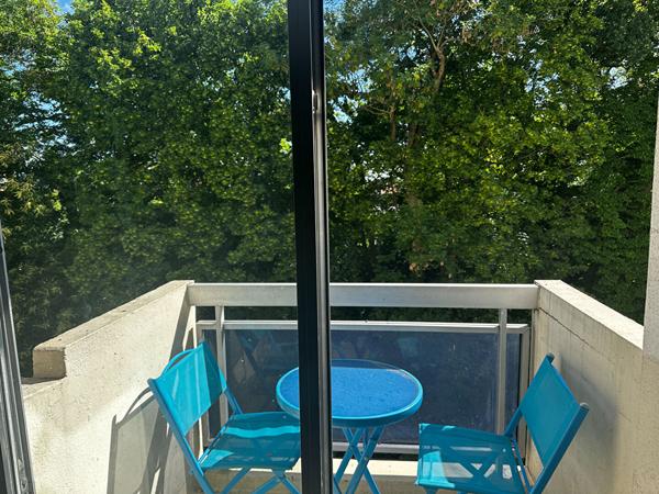 EXCLUSIVITÉ - Charmant studio meublé avec balcon