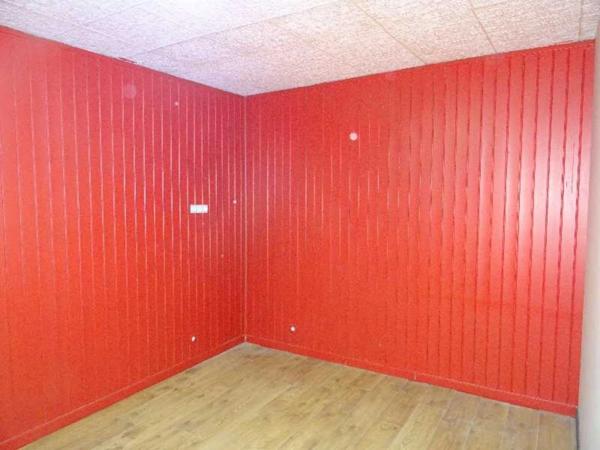 A VENDRE MURS COMMERCIAUX EN HYPER CENTRE DE LIMOGES PROCHES DES HALLES CENTRALES