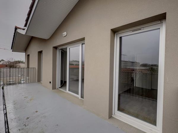 La Teste de Buch, proche place Thiers ! T4 de 79 m2 avec balcon et 2 parking !