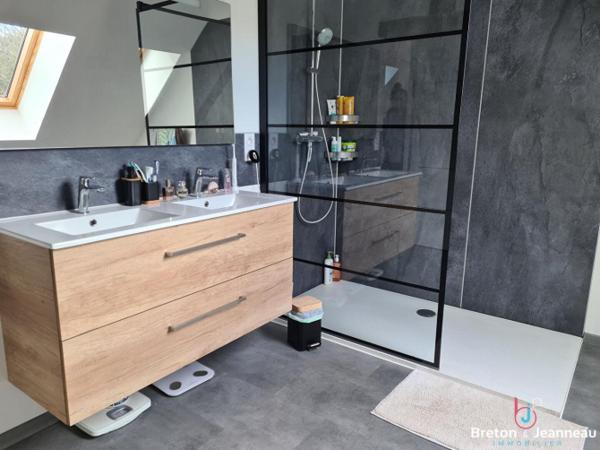 Maison Nuillé Sur Vicoin longère 6 pièce(s)