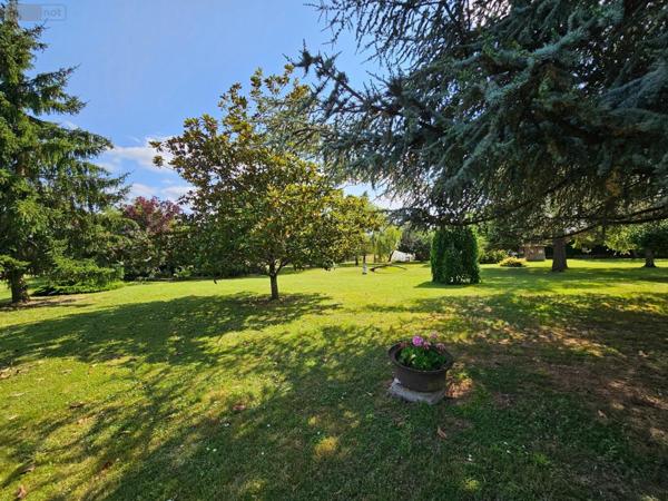 Grande propriété à vendre à Mont-près-Chambord dans le Loir-et-Cher (41250), ref : 1446