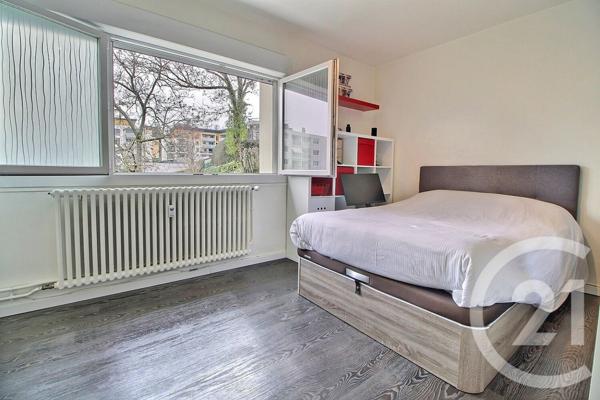 Appartement F4 à vendre  4 pièces - 91,89 m2 EVIAN LES BAINS - 74