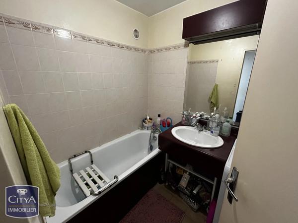 Appartement à vendre 2 pièces 47.57m² Évry-Courcouronnes (91000)