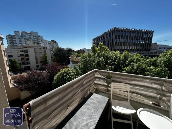 Appartement à vendre 2 pièces 47.57m² Évry-Courcouronnes (91000)