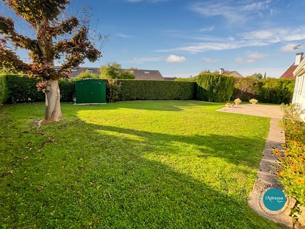 Maison Iverny dans le village Levitt avec toiture de 2018