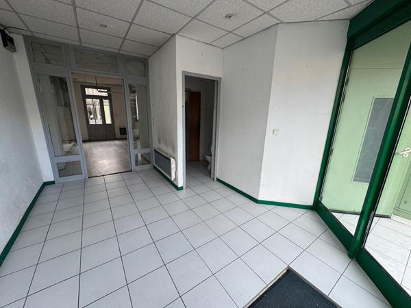 Local spacieux à Couiza