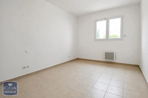 Appartement à louer 3 pièces 75.57m² Sorgues (84700)
