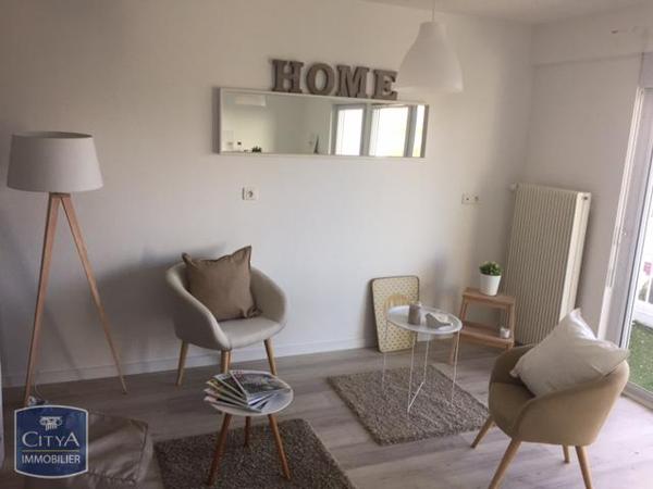 Appartement à louer 1 pièce 29.5m²