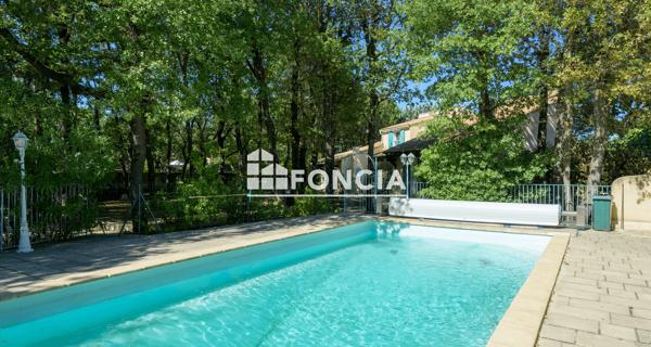 À vendre Maison 5 pièces 202 m² - Rochefort-du-gard 30650
