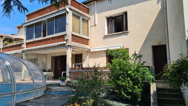 Maison 12 pièces - 300 m² Exclusivité efficity