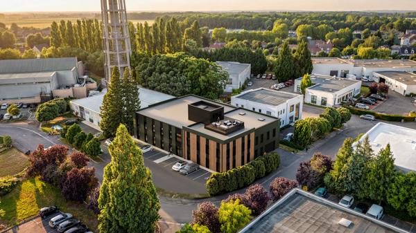 Marcq-en-Barœul – Local d'activité neuf 255 m² (173 m² entrepôt + 82 m² bureaux) | À vendre