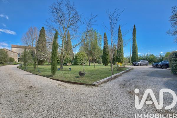 Maison à vendre 11 pièces 356 m² Tarascon