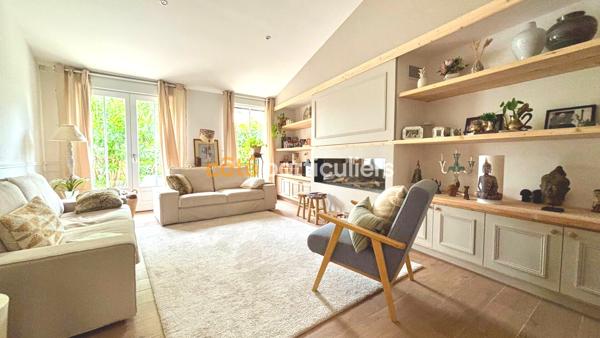 Vente
                Maison110 m² - 4 Pièces -
                    MERIGNAC (33700)
