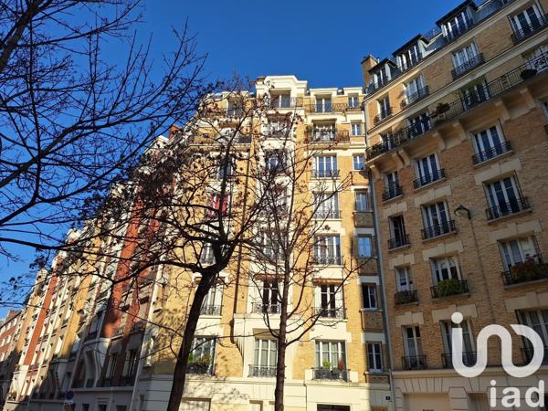 Appartement 3 pièces de 64 m² à Paris (75015)