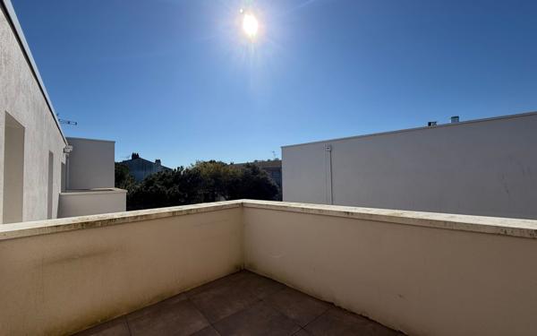 Appartement à louer    3 pièces •  La Rochelle